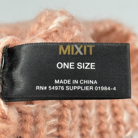 MixIt | Rhinestone Fixed Brooch Bedazzled Bejeweled Cap Marled Knit Hat Beanie - Picture 9 of 10